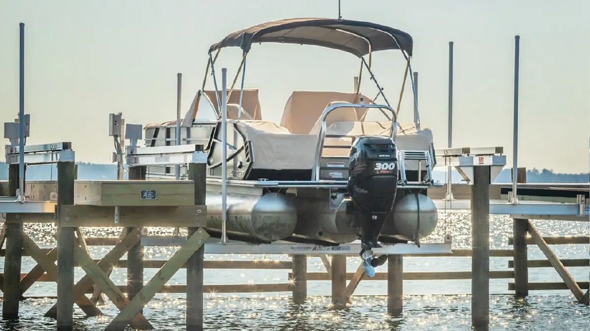 benefits of boat lift